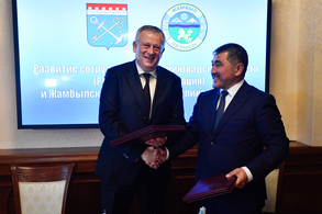 Встреча губернатора Ленинградской области с делегацией Жамбылской области Республики Казахстан