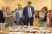 26-08-2014 Вручение книг симферопольской библиотеке