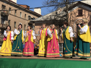 Бокситогорск: концерт и ярмарка