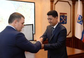 Встреча вице-губернатора Ленинградской области по внутренней политике с первым заместителем Хокима Бухарской области Республики Узбекистан