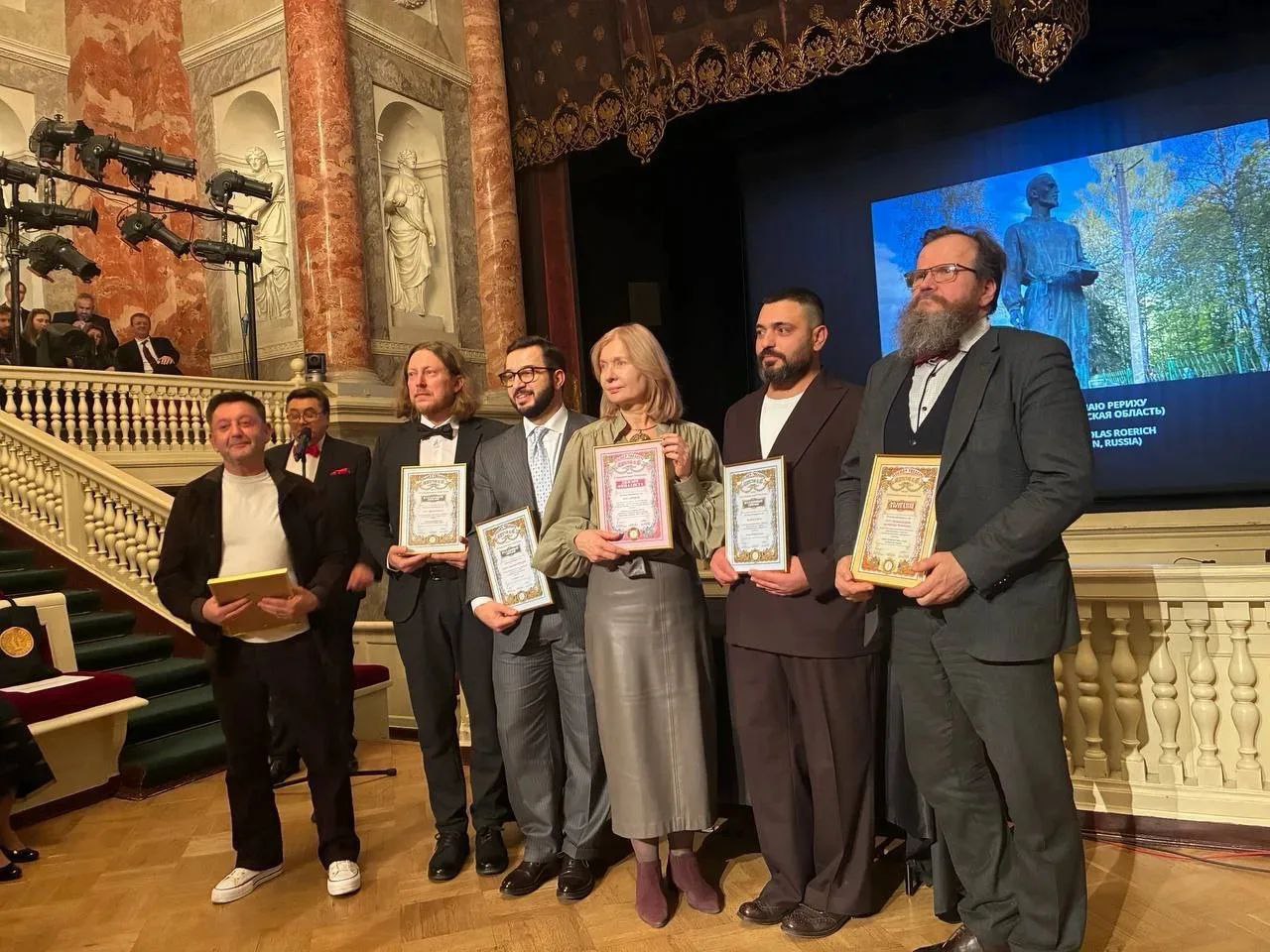 ����: lenobl.ru