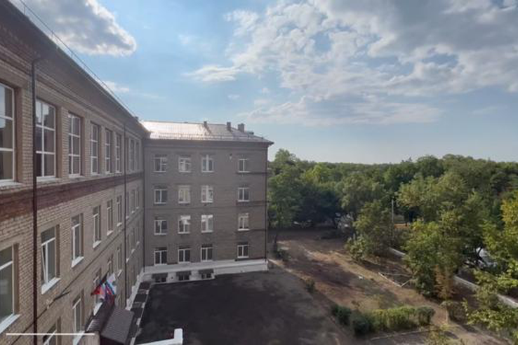 Школа и лицей в Енакиево — большой ремонт по-ленинградски