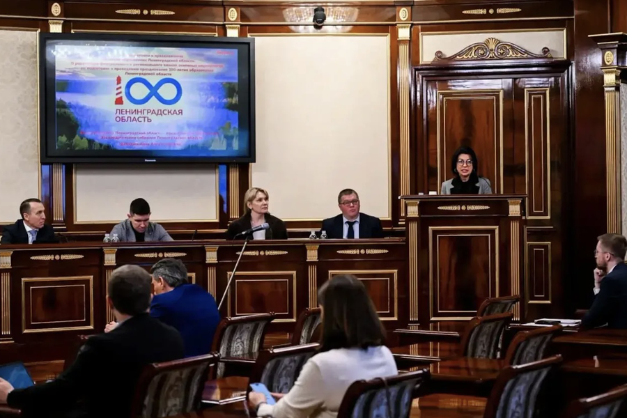 Александр Дрозденко провёл совещание оргкомитета по подготовке к 100-летию Ленобласти