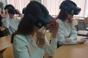 Школьники Тосно отвечают на уроках силой мысли