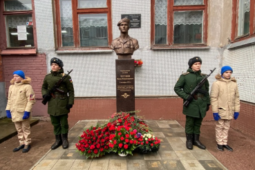 Ломоносовский район благоустроит территорию у памятников десантникам