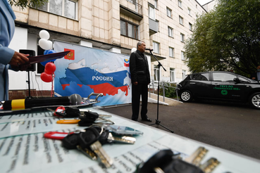 Тихвинские врачи получили  квартиры