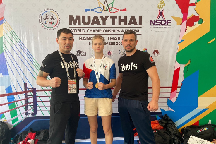 Область побеждает в тайском боксе