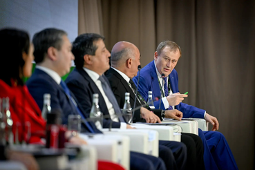 Делегация Ленобласти — на выставке «ИННОПРОМ. Центральная Азия 2026».