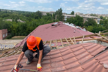 Строители восстановят лицей в Енакиево