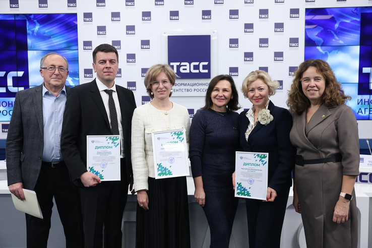 Ленобласть — снова на первом месте федерального рейтинга поддержки СО НКО и СП