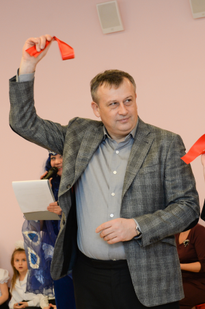 Губернатор Александр Дрозденко посетил детский сад "Светлячок" в Волхове