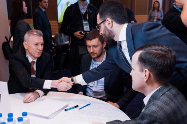 За лидерами России — будущее