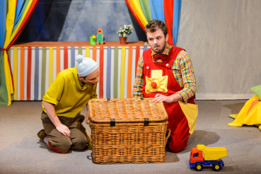 Детдомовцев из области ждут в музеях и театрах