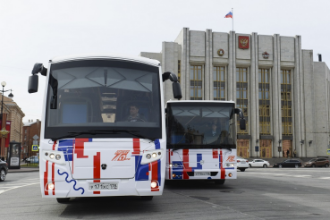 Автобусом — в Новый год