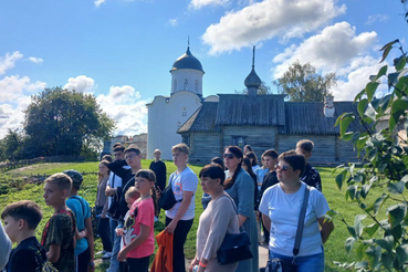 Регионы Северо-Запада объединились, чтобы поддержать детей Донбасса