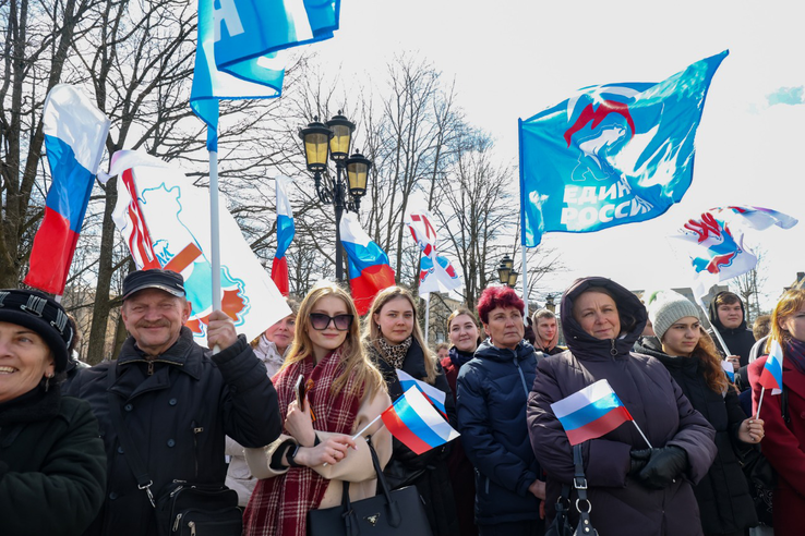 Гордимся и верим: Выборг поддерживает российских военных и жителей Донбасса