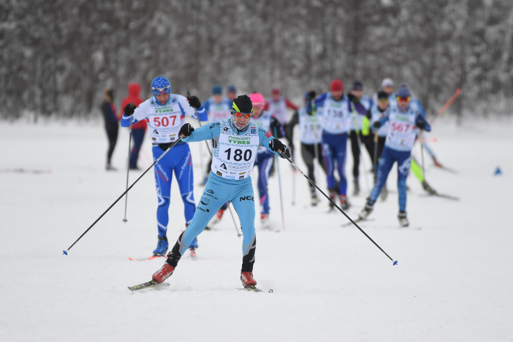 На старте – Токсовский лыжный марафон