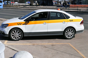 Горячая линия МФЦ - о такси и разрешении на перевозку пассажиров