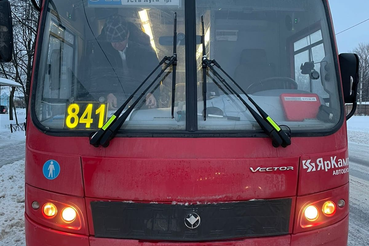 Усть-Лугу и Санкт-Петербург соединил новый автобусный маршрут