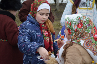 Ленинградцы отмечают масленицу с размахом