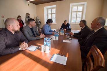 Исторические поселения ― под крыло региона