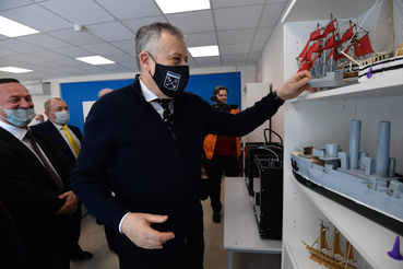 КОМАНДА ЗНАНИЙ: Русский музей в стенах гимназии