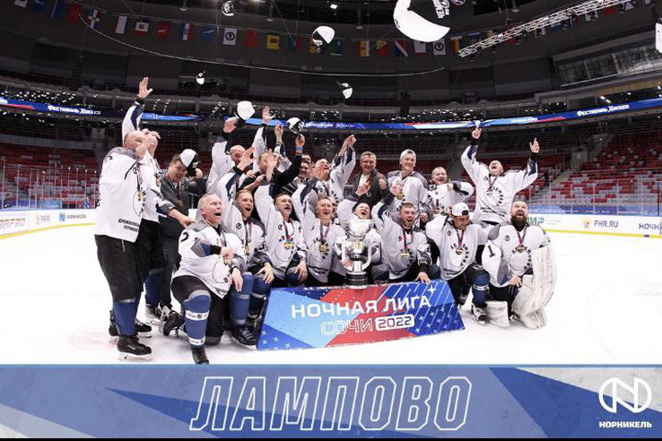 Ленинградцы — чемпионы ночной хоккейной лиги