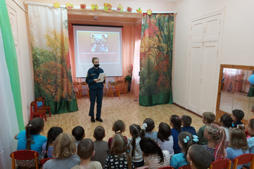 Безопасный сентябрь: в школах и садах профилактика пожаров