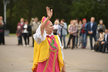Регион поздравляет жителей «серебряного» возраста концертами
