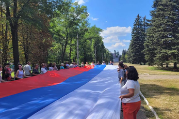 Представители диаспор и конфессий Ленобласти ― в подшефном Енакиево