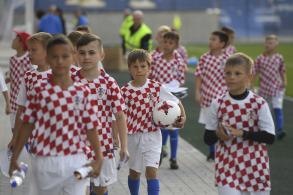 Открытая тренировка сборной Хорватии на стадионе в Рощино