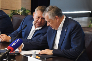 Заседание совета почетных граждан при губернаторе Ленинградской области