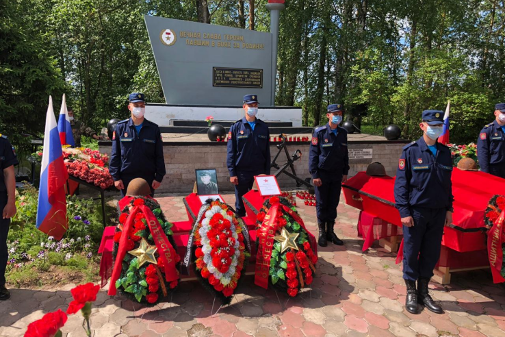 В области перезахоронили останки 37 воинов Великой Отечественной войны