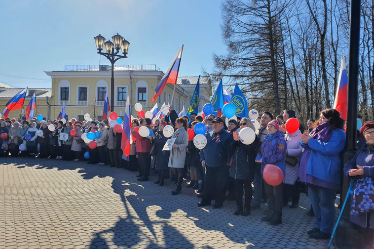 Мы вместе: Гатчина празднует День воссоединения России с Крымом