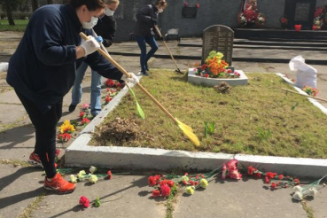 #субботникиПобеды: военные мемориалы и братские захоронения готовы к Дню  Победы