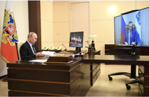 Рабочая встреча Президента России Владимира Путина с губернатором Ленинградской области Александром Дрозденко