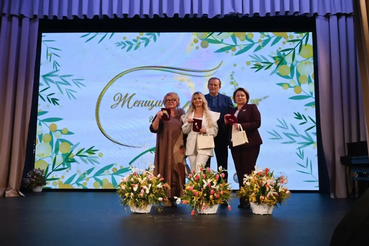 В Гатчинском дворце сияли «Женщины года 47»