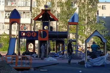 НАЦПРОЕКТЫ – НОВОСТИ ИЗ РАЙОНОВ:  дворовая территория продолжает благоустраиваться