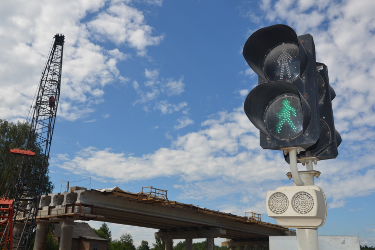 В Ленинградской области устанавливают новые светофоры