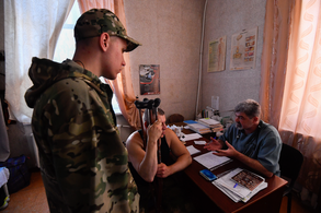 Работа делегации Ленинградской области в Енакиево, 10 июня, фото Сергея Вдовина