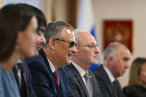 Встреча губернатора Ленинградской области с Чрезвычайным и Полномочным Послом Республики Казахстан в России