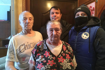 Отцам героев — почёт и уважение молодых