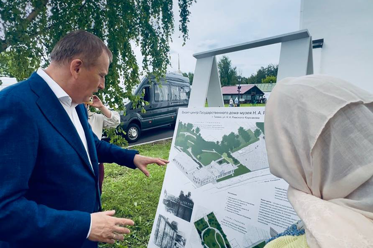 Территорию возле Полковой церкви в Тихвине ждет благоустройство