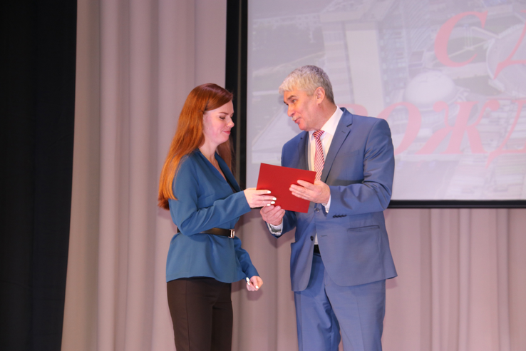 Киришские волонтеры отмечены наградами губернатора