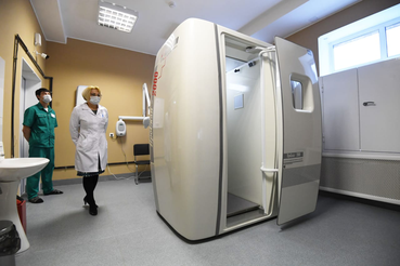 Новые автомобили скорой помощи и флюорограф для жителей деревни Вартемяги