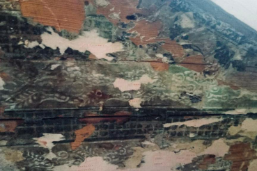 Найден фрагмент исторических обоев