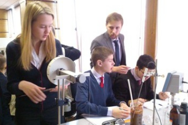 Лаборатория СПбГУ — для юных физиков из области