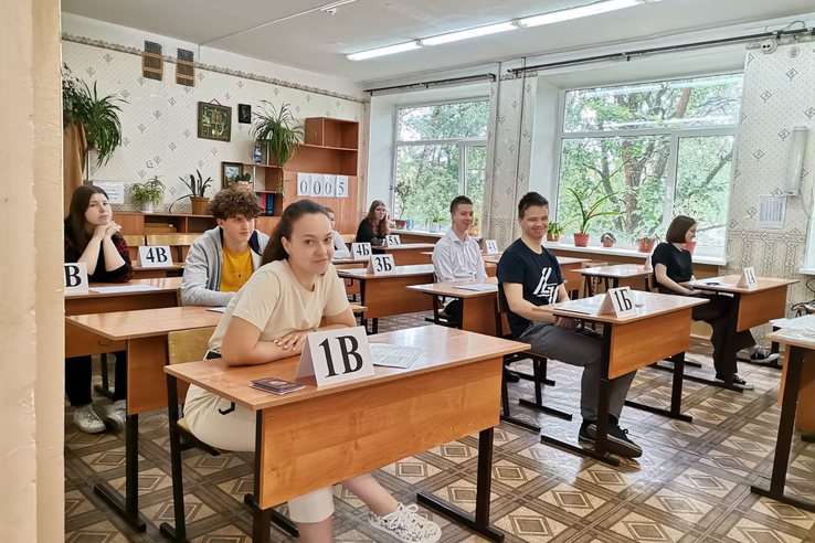 Школьница из Тихвина — одна из лидеров в России по ЕГЭ