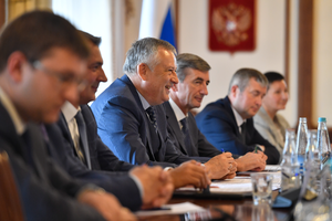 Встреча губернатора Ленинградской области с министром промышленности Республики Беларусь