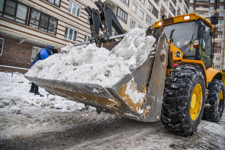 Область решает проблему уборки снега в Мурино